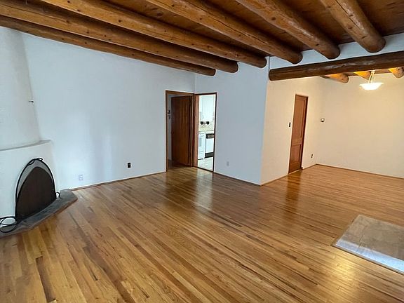 2nd image of 1429 Santa Cruz Dr