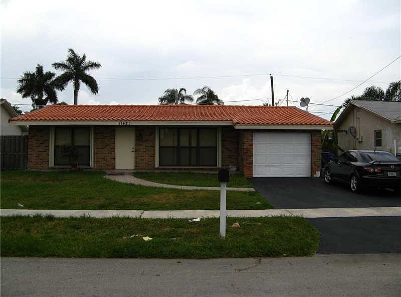 1st image of 11421 NW 37th St
