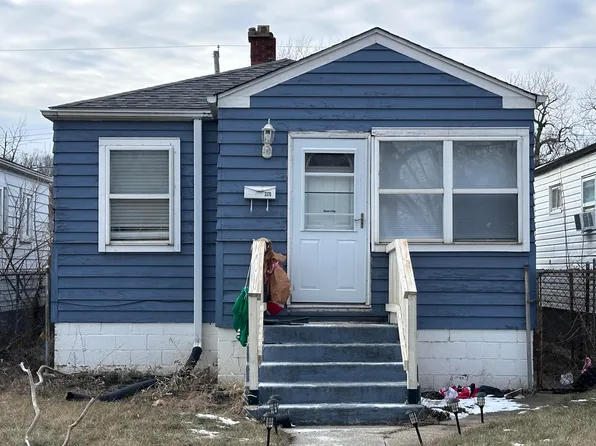 2370 Buchanan St, Gary, IN 46407