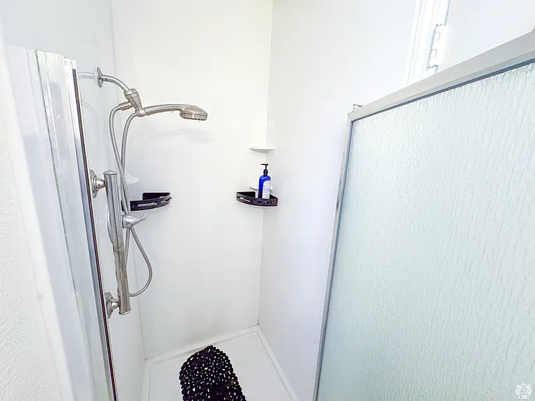 6624 Doreen Way — Photo 20