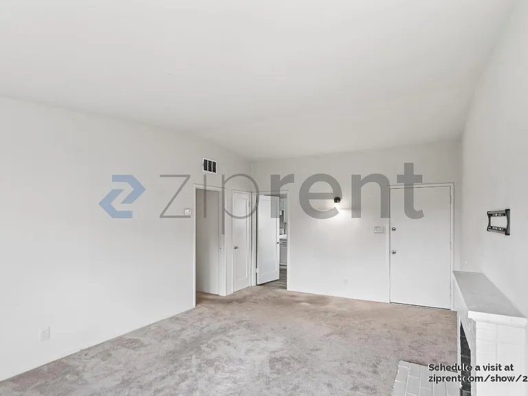 2802 Georgetown St — Photo 8