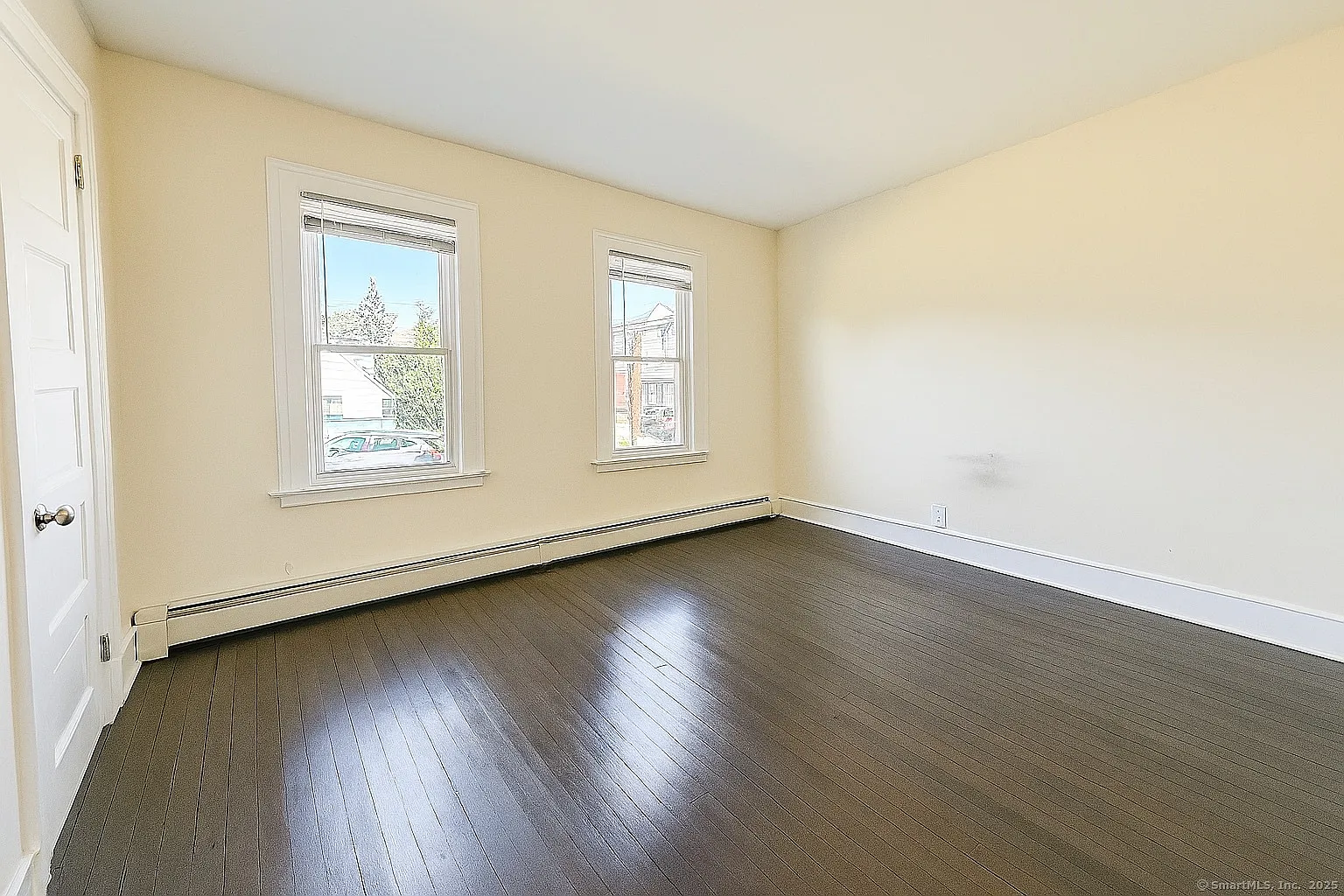 2 bed, 1.0 bath, 1100 sqft, $1,800 — Photo 4