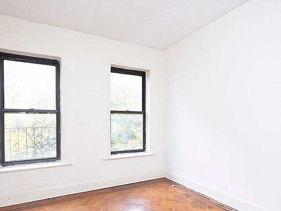 2nd image of 2081 Dean St #1A