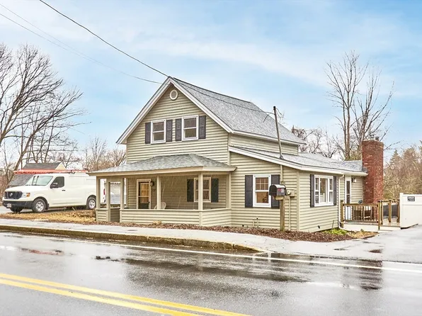 137 Tyngsboro Rd, Dracut, MA 01826