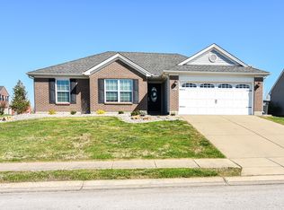 3139 Paradise Cir, Newburgh, IN 47630