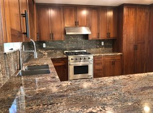 812 Corona Rd, Petaluma, CA 94954