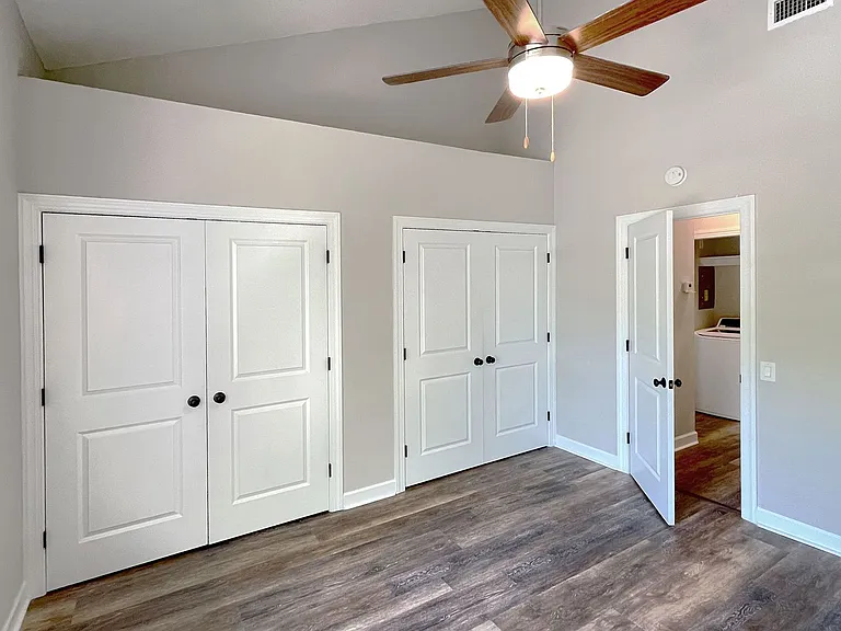 415 Laurel Cove Way — Photo 12