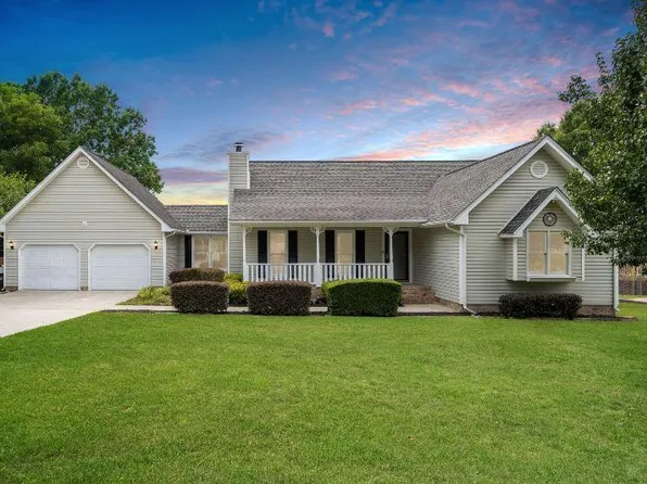 71 Sarah Lynn Ln, Fort Oglethorpe, GA 30742