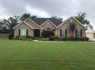 1710 Rodeo Dr, Tuscumbia, AL 35674