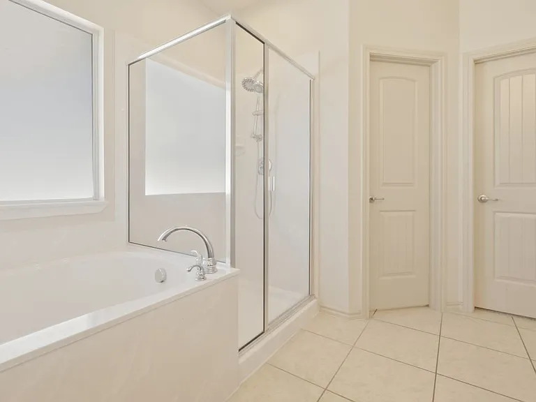 2016 Priscella Dr — Photo 7