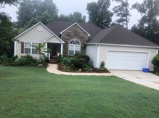 304 Rockingham Dr, Loganville, GA 30052