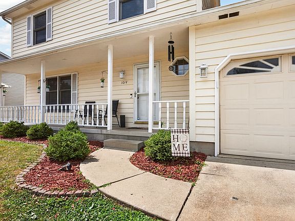 2nd image of 1014 Chicory Ln