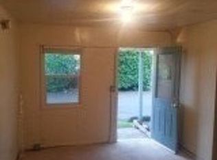 5272 Main St #6, Springfield, OR 97478