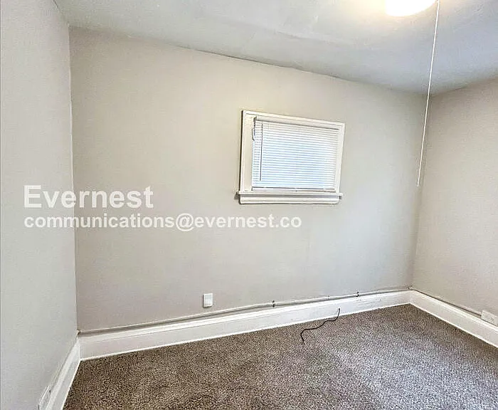12110 Lenacrave Ave #2 — Photo 14