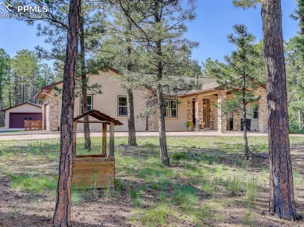 19815 Elk Creek Dr E, Colorado Springs, CO 80908