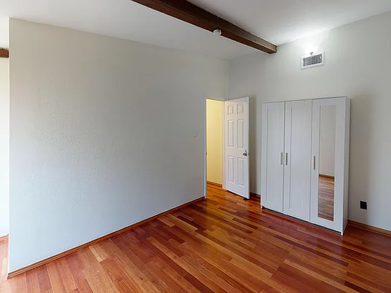 1705 Cushing Park Dr — Photo 12