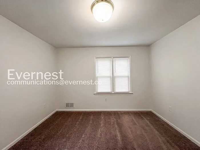 5427 Varnum St — Photo 13