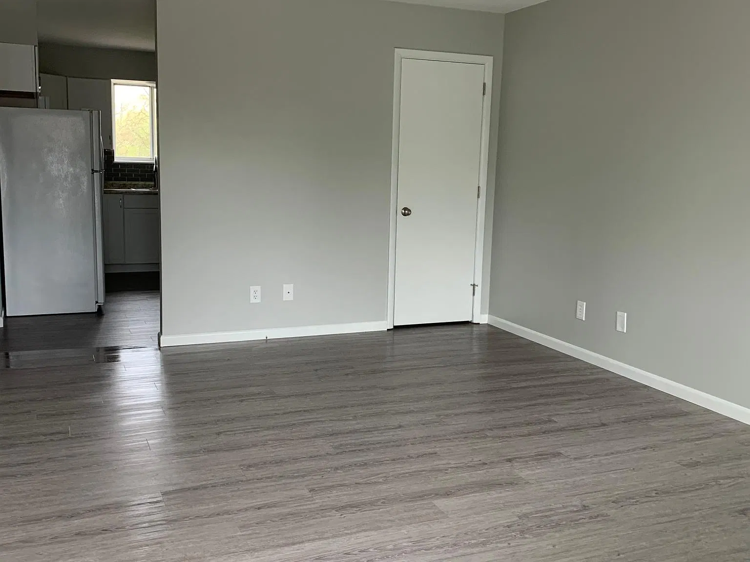 2 bed, $850 — Photo 4
