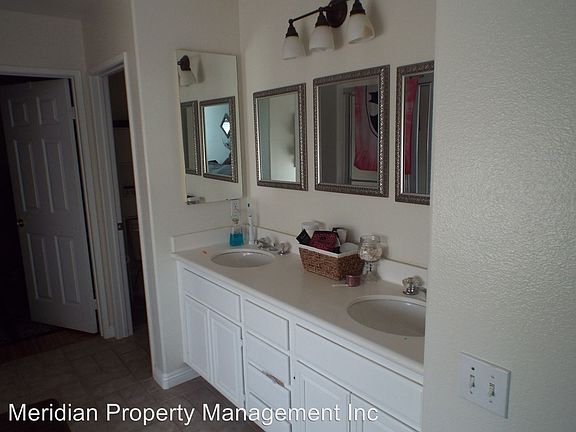 4th image of 30924 Oakhill Dr