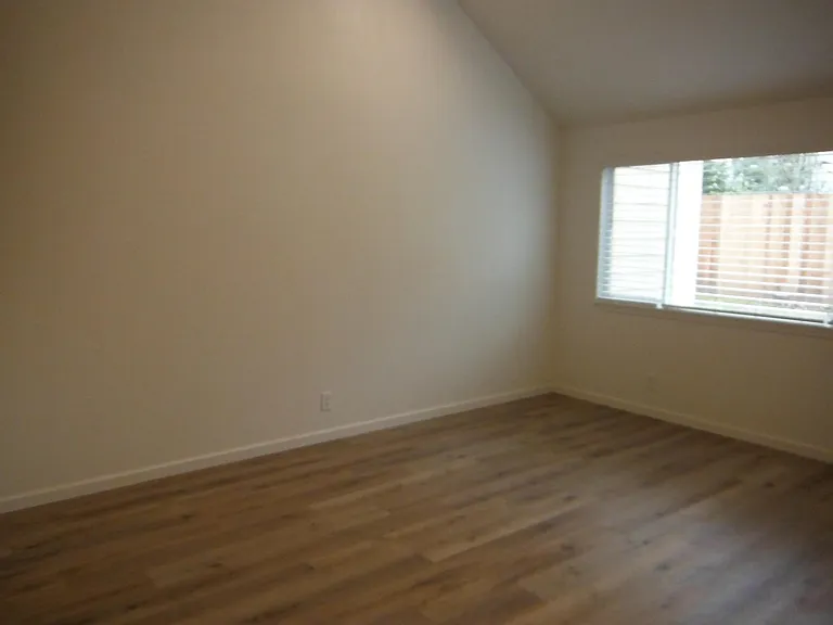 260 N Adams St #6 — Photo 1