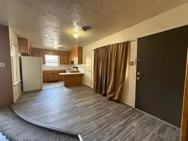 2-2701 Pagewood Ave — Photo 5