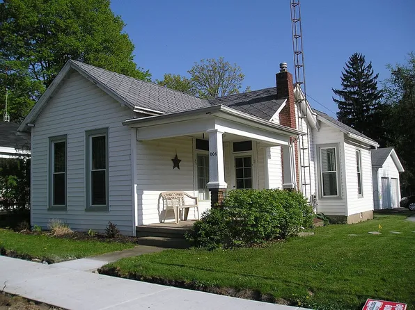 604 E Main St, Cambridge City, IN 47327