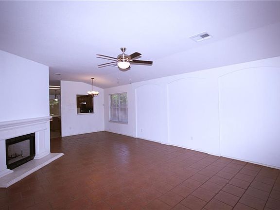 3rd image of 700 House Creek Dr