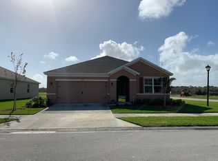 2725 Granville Mnr SW, Vero Beach, FL 32968