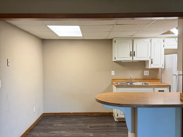 713 NE Ball Dr #A — Photo 3
