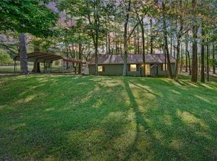 704 Johnson Rd SE, Adairsville, GA 30103