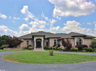 2200 Lookout Mountain Rd, Benton, AR 72019