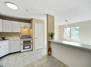 24 Buchanan Ct, West Orange, NJ