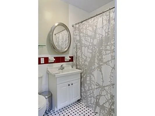 Sold by Corcoran | media 21