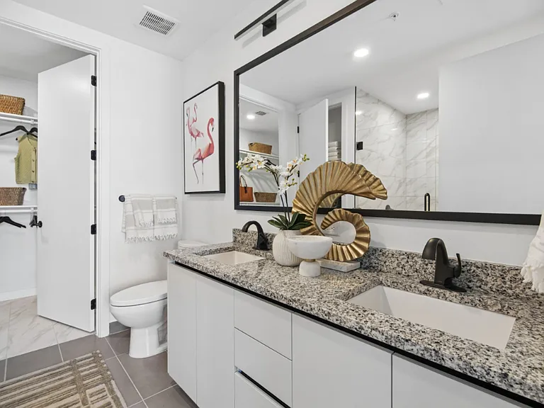 Aura North Miami Beach — Photo 10