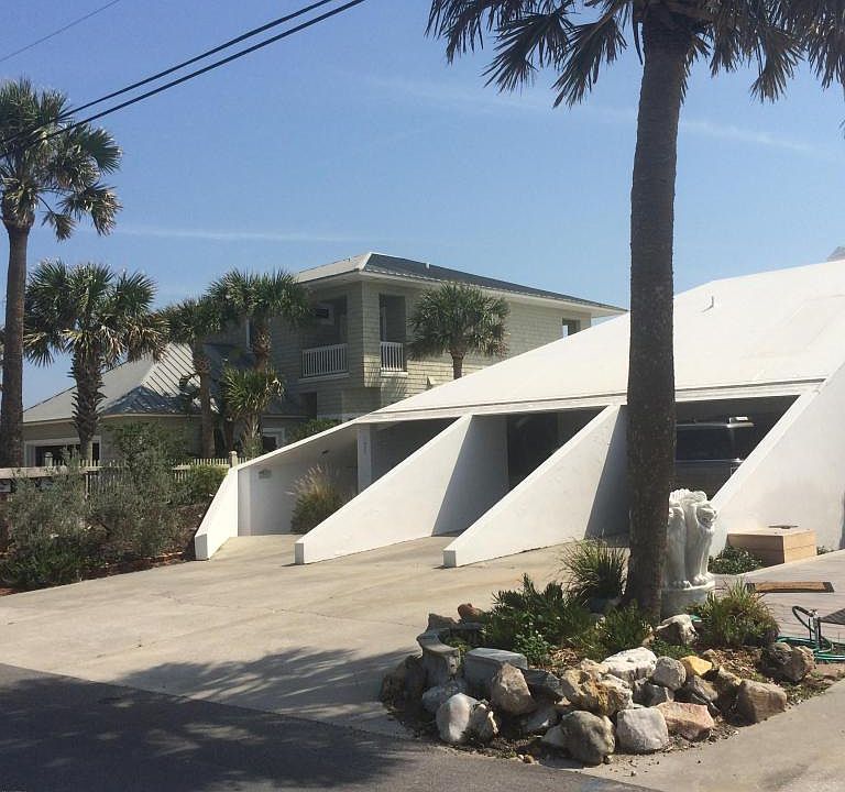 1st image of 1977 Beach Ave #1977