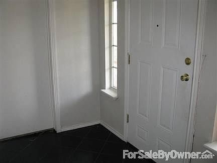 3rd image of 2104 Skylark Dr