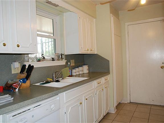5th image of 7719 Battleoak Dr
