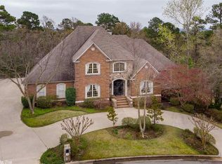 74 Bellegarde Dr, Little Rock, AR 72223