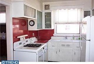 5th image of 4907 Wyndale Ave