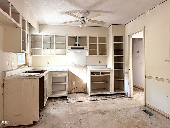 5th image of 5834 Shamrock Rd