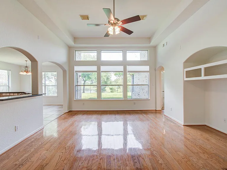 4106 Angel Springs Dr — Photo 9
