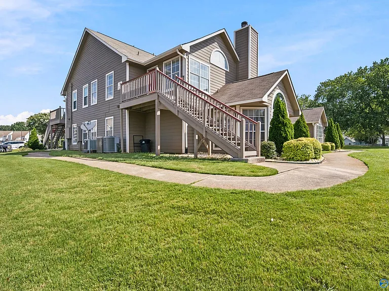 104 Waters Edge Ln #104 — Photo 1