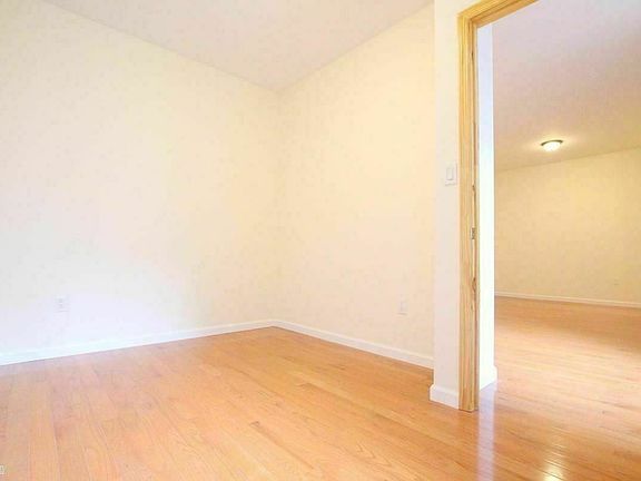 5th image of 47 Delancey St APT 401