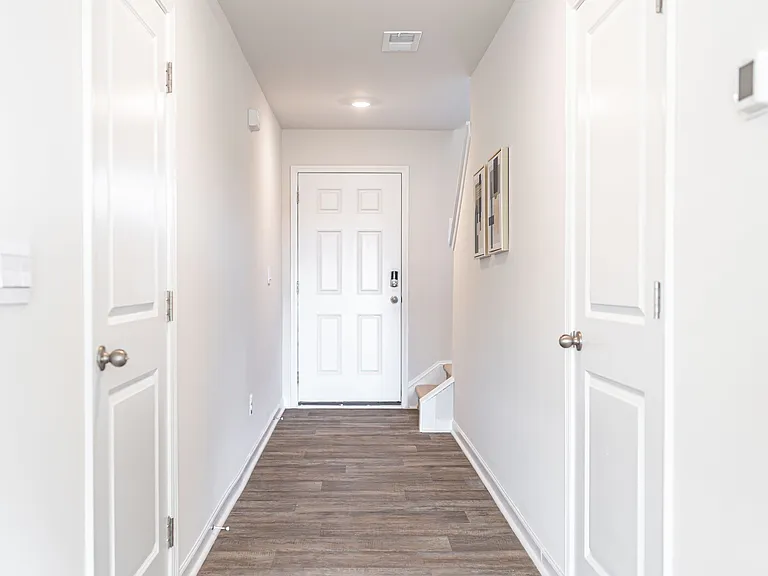207 Maddox Dr — Photo 11