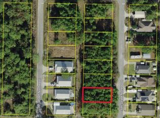 903 NE 6th St, Carrabelle, FL 32322