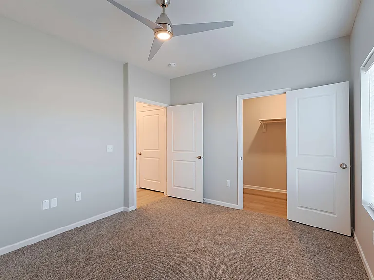 Trailview Apartments at Pioneers Park — Photo 25