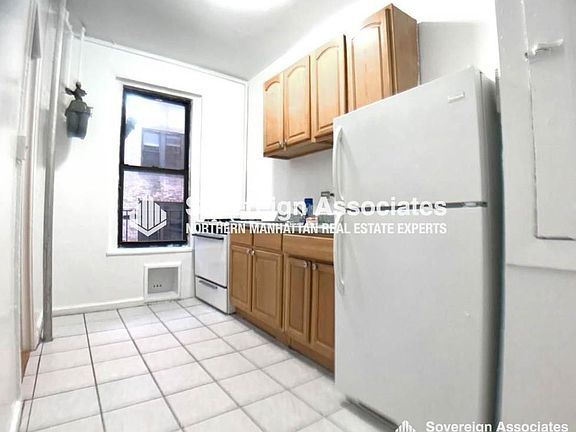 3rd image of 138 Haven Ave APT 16A