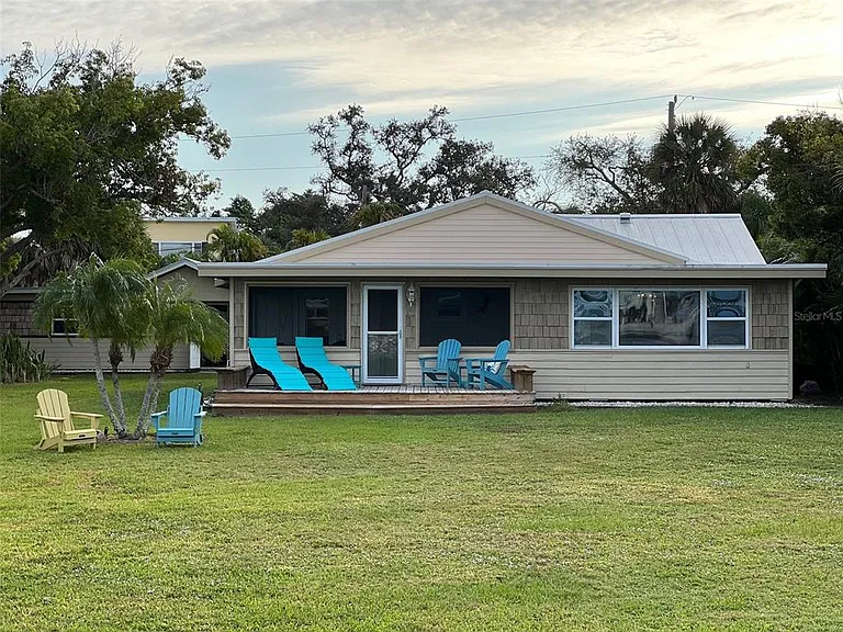 1626 New Point Comfort Rd — Photo 8