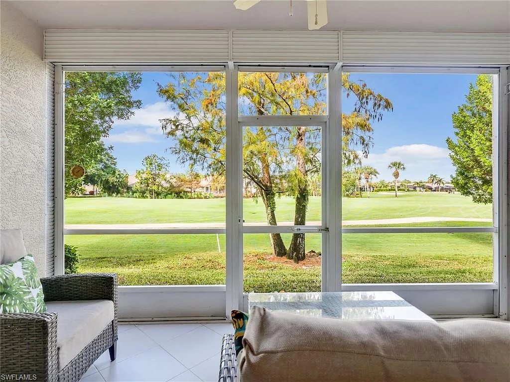 3 bed, 2.0 bath, 1320 sqft, $4,000 — Photo 3