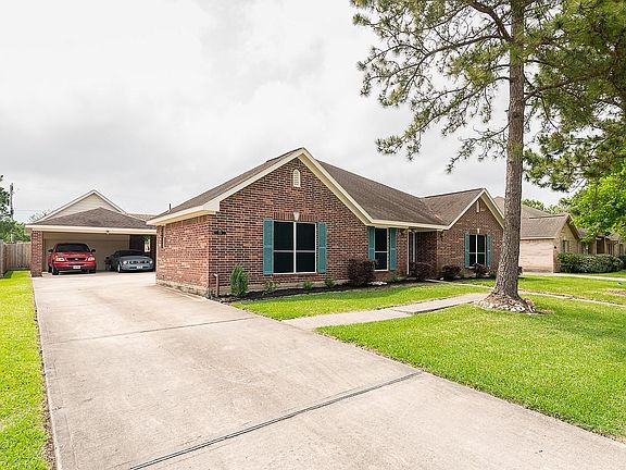 3rd image of 411 Indian Blanket Dr